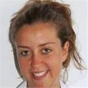 insegnante con esperienza impartisce lezioni private di spagnolo a distanza e in loco